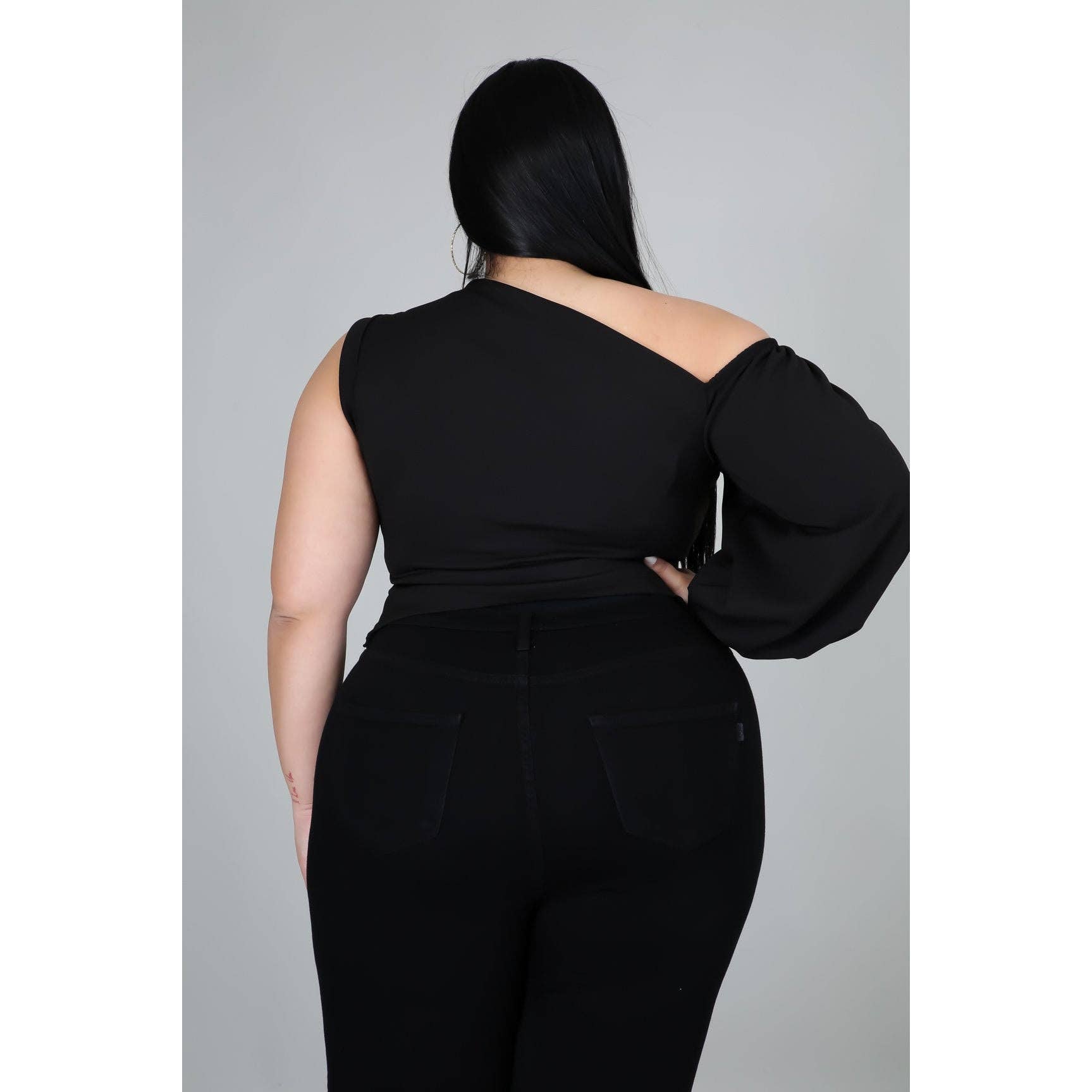 Black Pearl Clothing - Wholesale Blouse - Women's - PLUS SIZE ONE SHOULDER PUFF SLEEVE TOP7