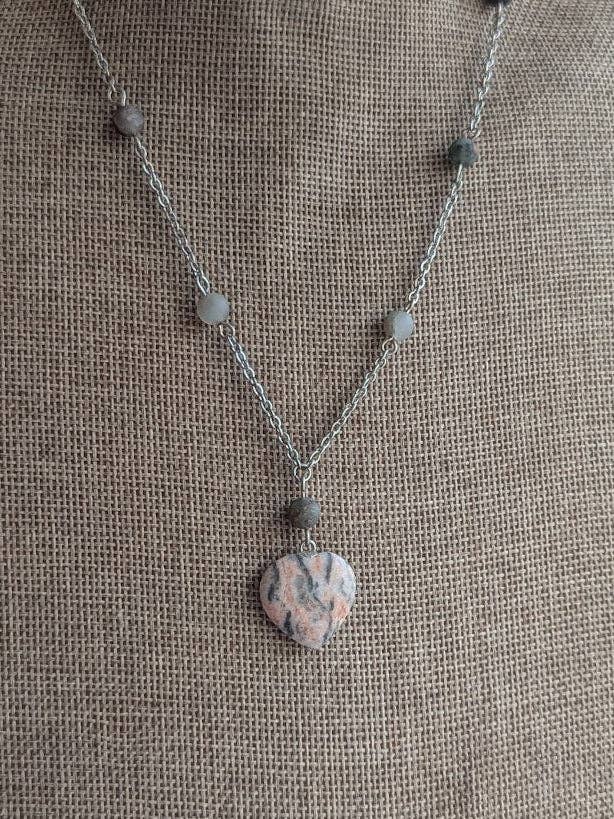 Rosa Zebra-Jaspis-Herz und Blutstein-Silberkette für den Großhandel von JFOX Jewelry