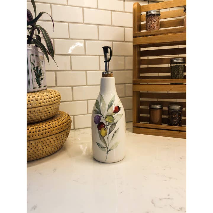 Out of the Woods of Oregon - Wholesale Oil/Vinegar Dispenser - Oil & Vinegar Cruet - Olive Wreath1