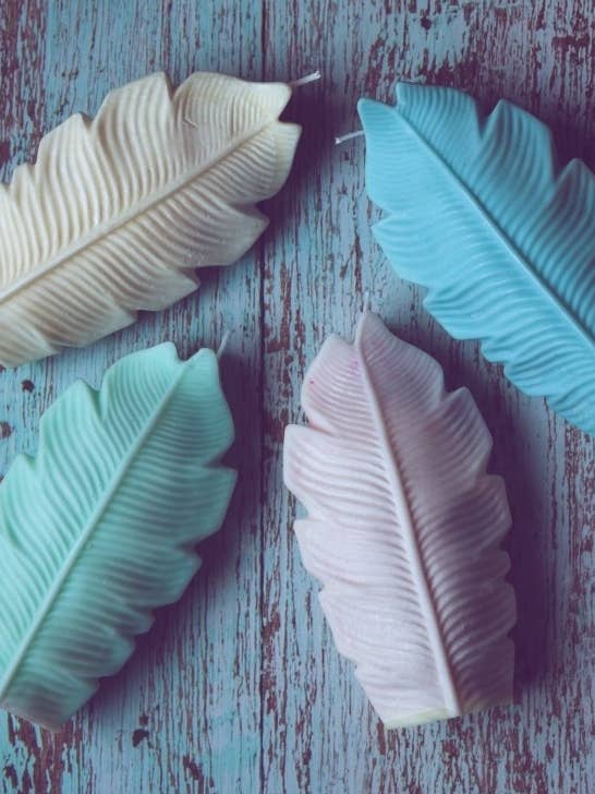 Feather Highworth Candles/ Aesthetic natural soy wax candle for wholesale by Highworth Candles