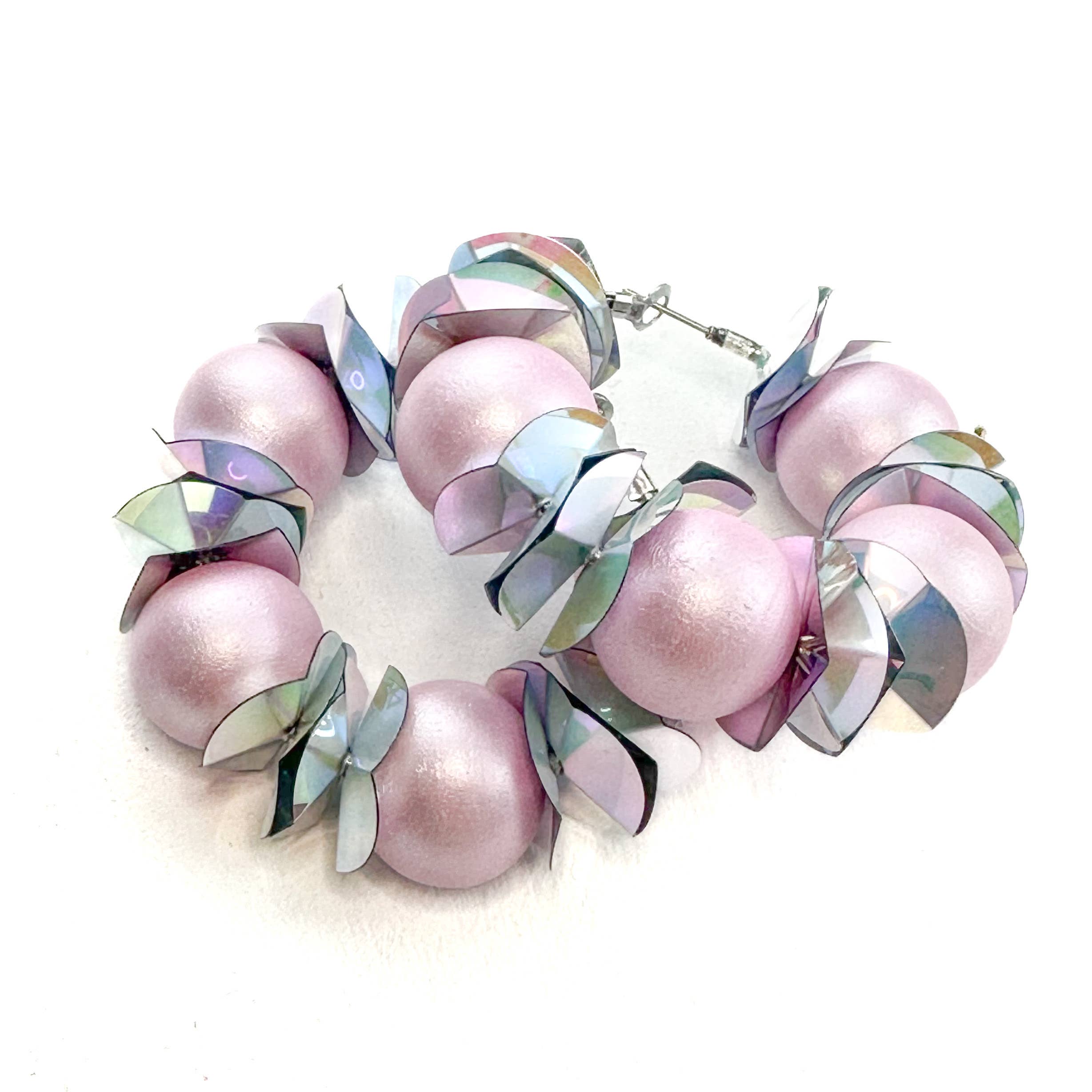 rosie + belle - Wholesale Hoop Earrings - Pop of Color Earrings3