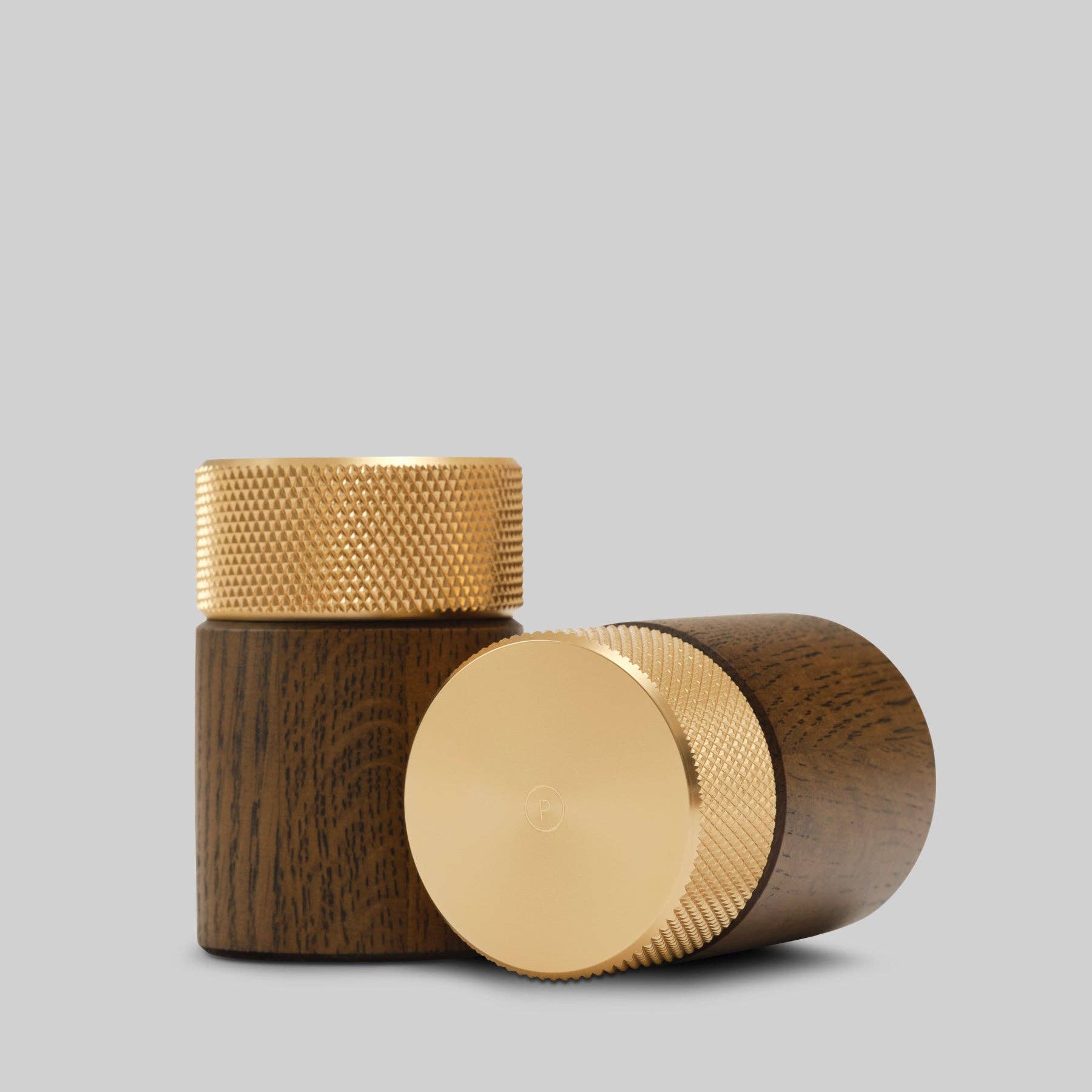 Studio Nordhaven - Wholesale Salt & Pepper Shaker Set - SINA salt & pepper mill set - dark ash/brass3
