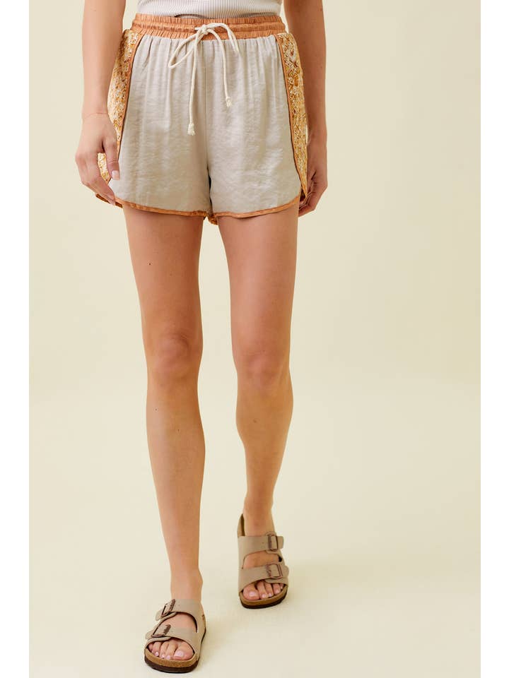 Mystree - Wholesale Shorts - Women's - 20252 Dolphin Hem Shorts3