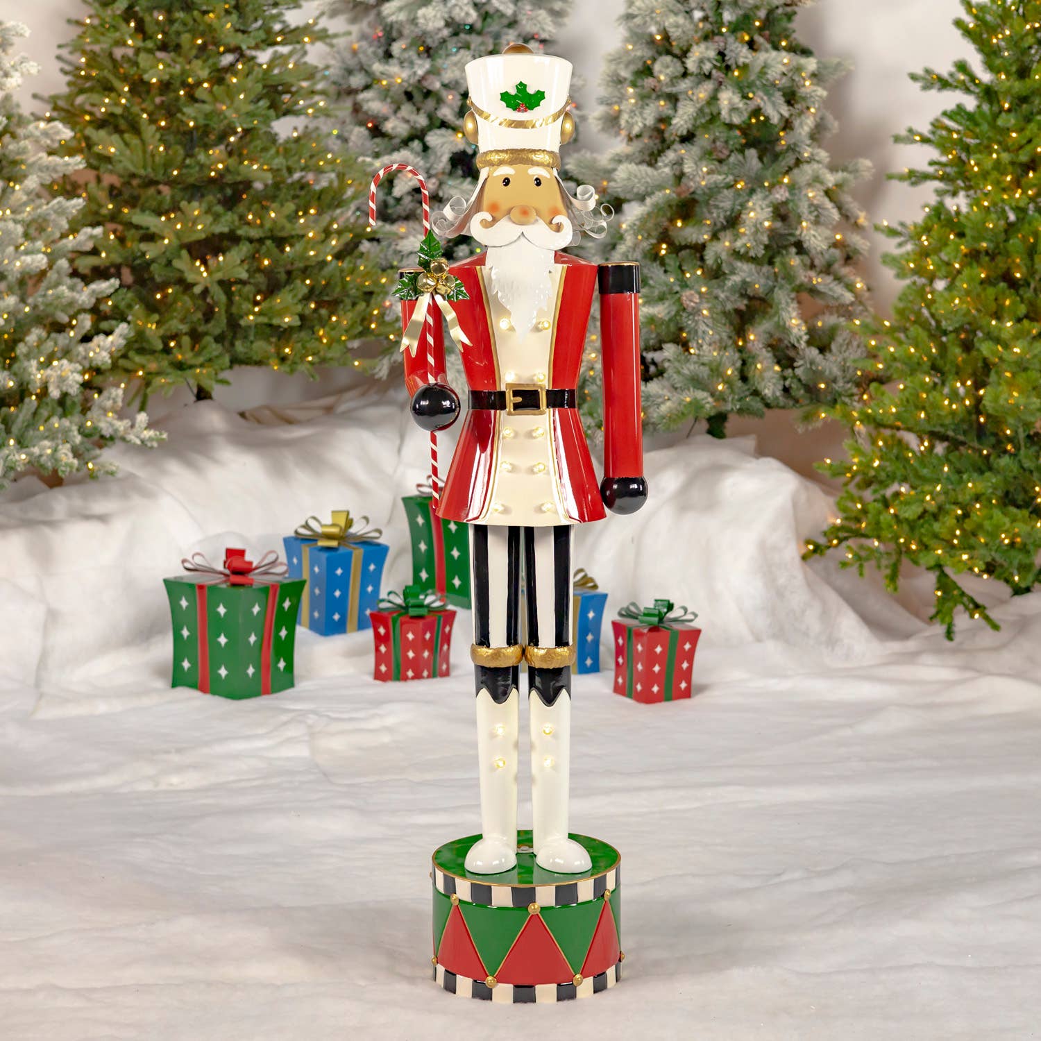 Zaer Ltd. International - Wholesale Holiday Nutcracker - 5ft Tall Light-Up Iron Christmas Nutcrackers - 5 Asst Styles7