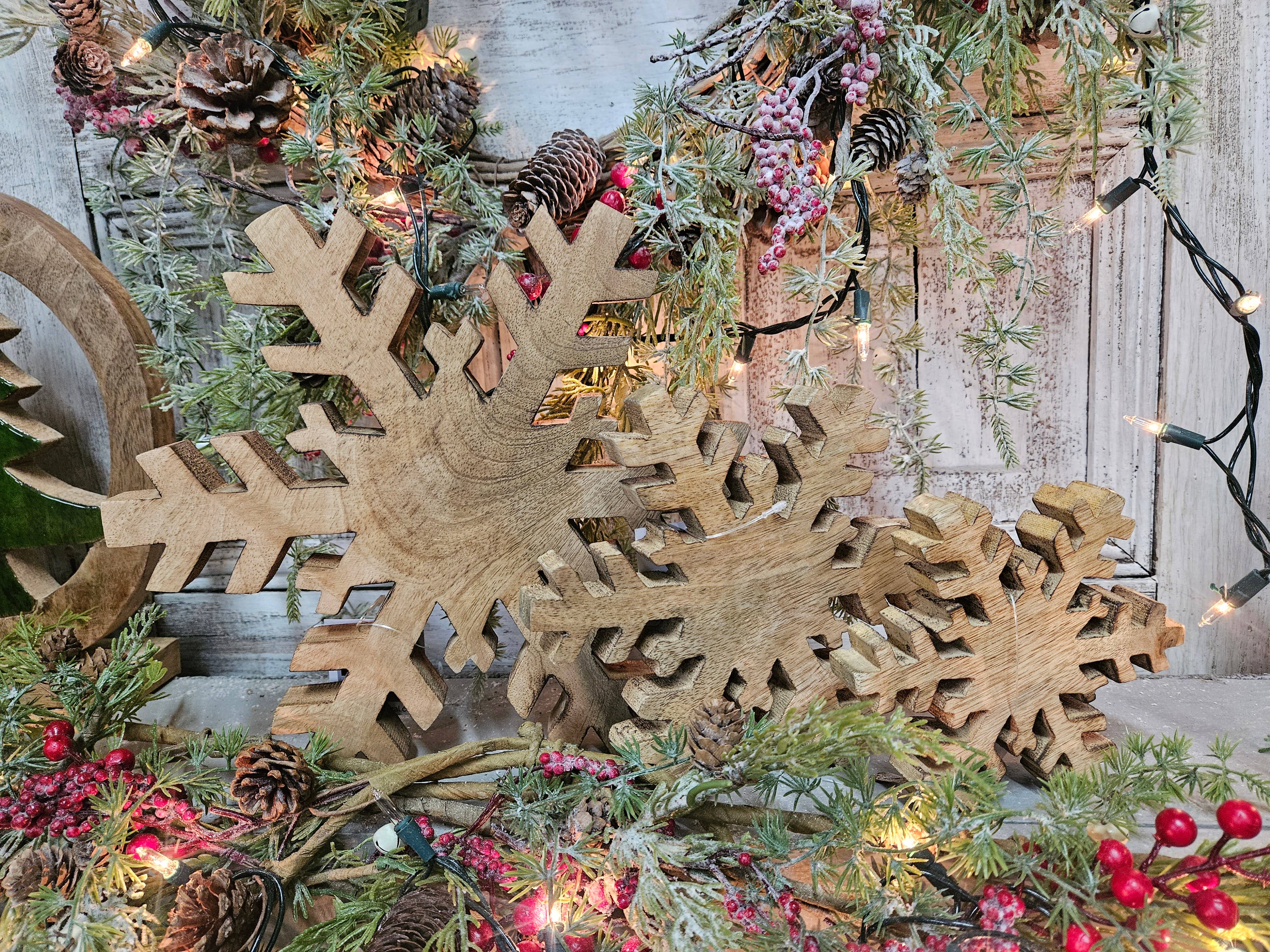 Wholesale Home Decor - Wholesale Christmas Decoration - Natural Snowflake 12x12in3