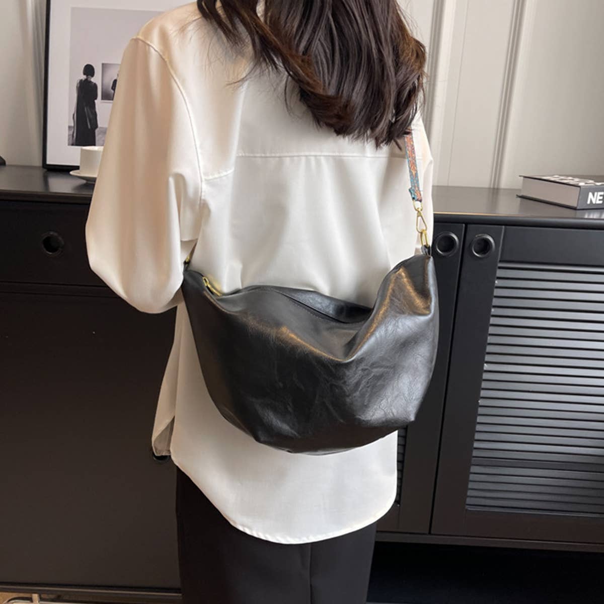 ACCITY - Wholesale Shoulder Bag - Women's - MINIMALIST HOBO BAG_CUAB01192