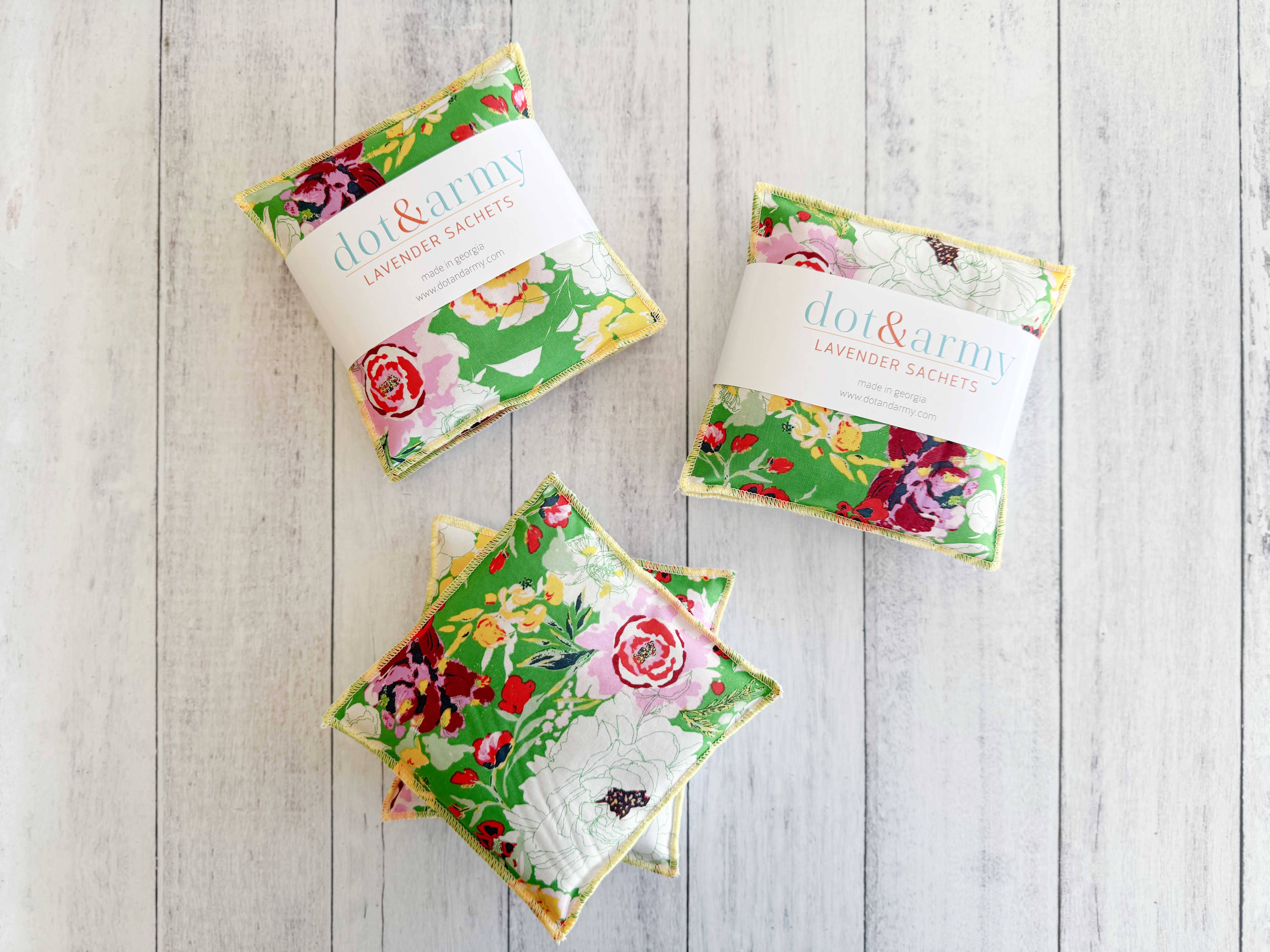 Dot and Army - Wholesale Sachet - Terrace Garden Lavender Sachets, set of two 1