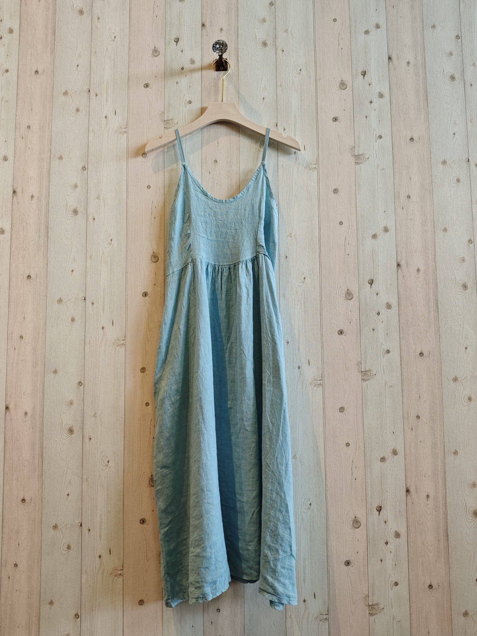 Linen & More - Wholesale Dress - Women's - REF 33195 100% LINEN STRAPPY DRESS
11