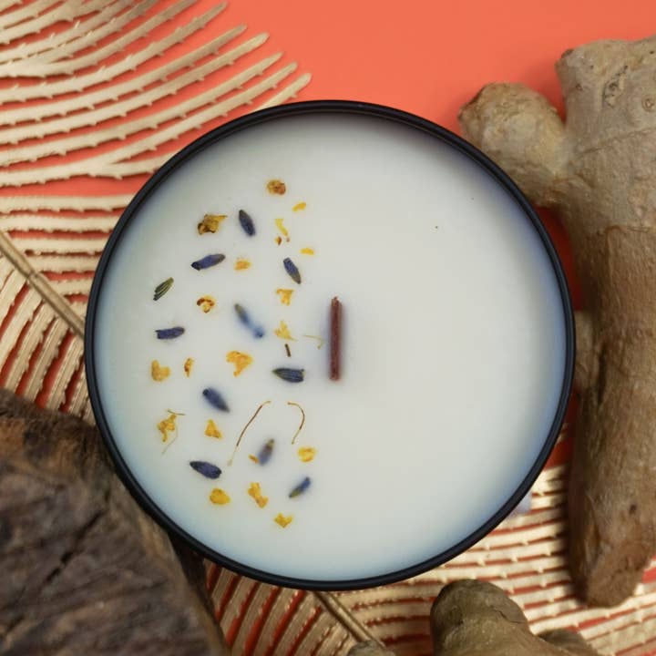 Lumière de Genève - Wholesale Novelty Candle - Spicy Dream Candle2