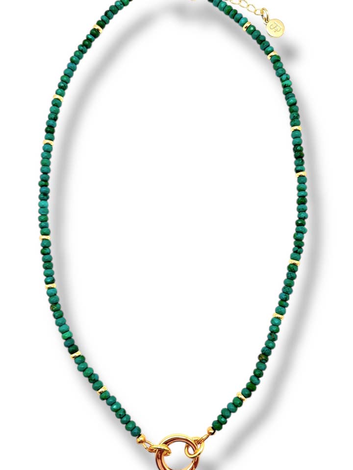 Collier en perles turquoises vertes pour la vente par Shiver + Duke