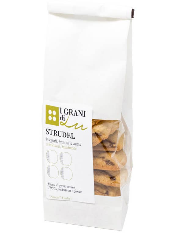 Whole wheat strudel with apricot jam for wholesale by Azienda Agricola