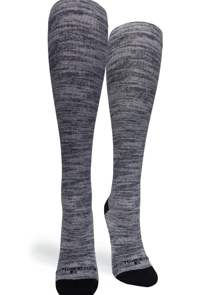 360 Grå Heather OTC-kompressionsstrumpor (standard och extra bred) för wholesale av Crazy Compression