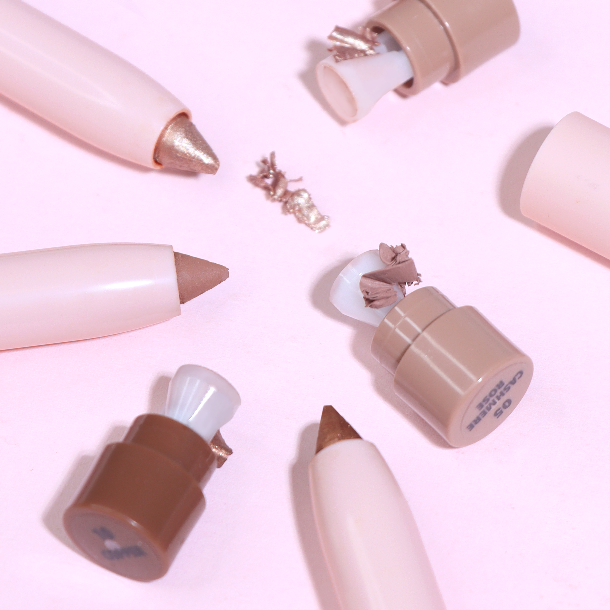 Moira Cosmetics - Vendita all'ingrosso Ombretti - At Glance, ombretto in stick (006, rosa scintillante)6