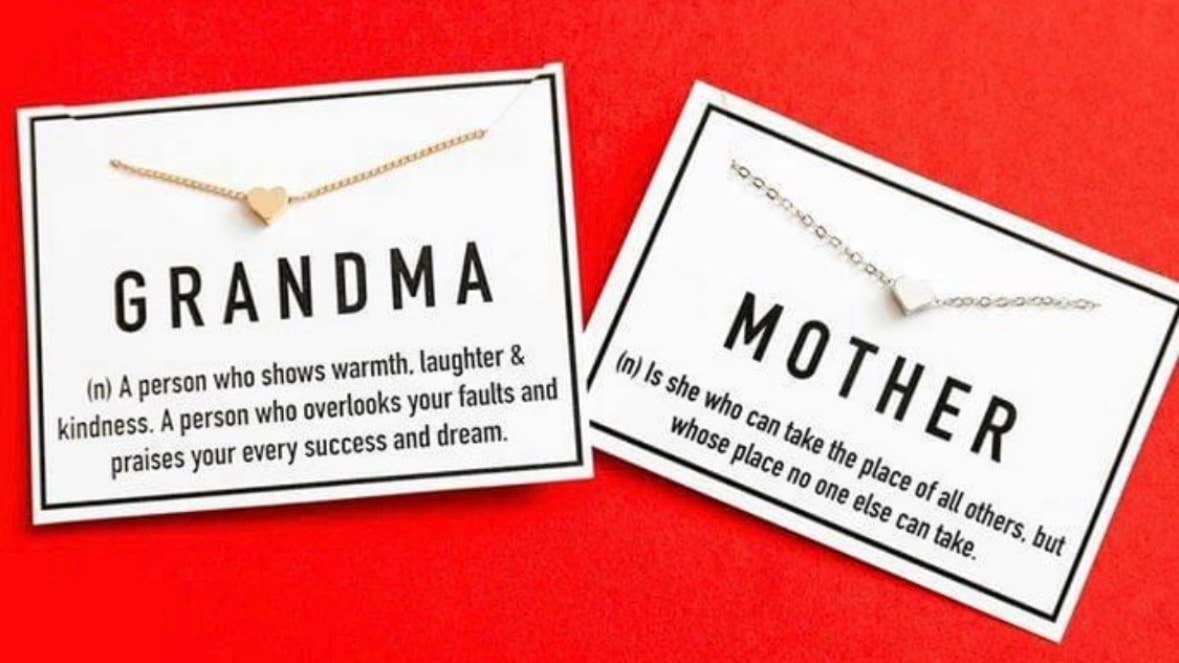 Peddle Your Paper - Vente Colliers à pendentif - Collier cœur pour la fête des mères avec carte de papeterie3