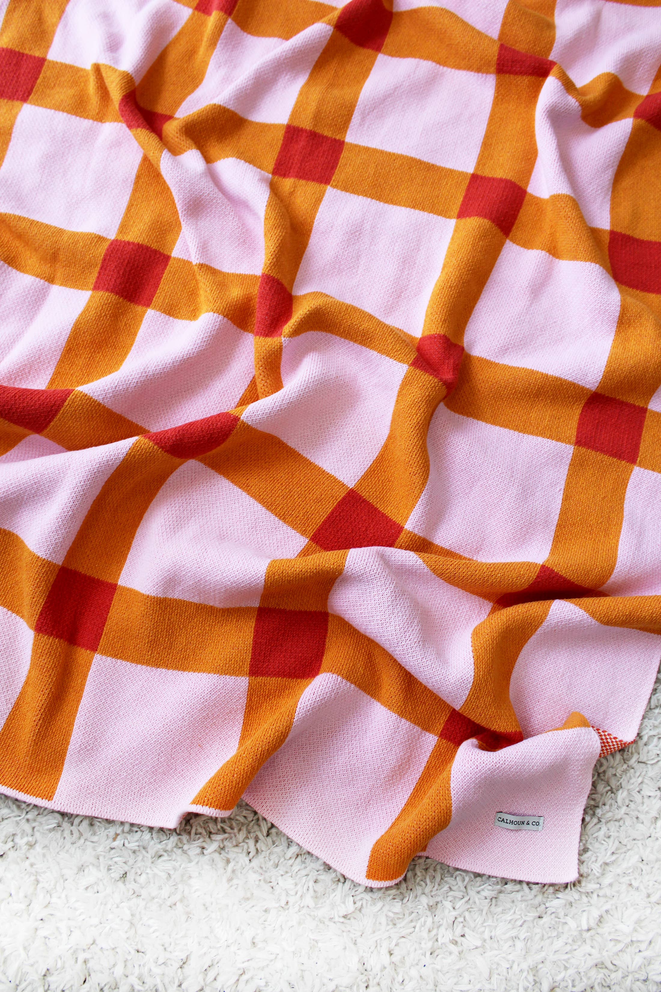 Calhoun & Co. - Wholesale Throw blanket - Gingham Knit Blanket3