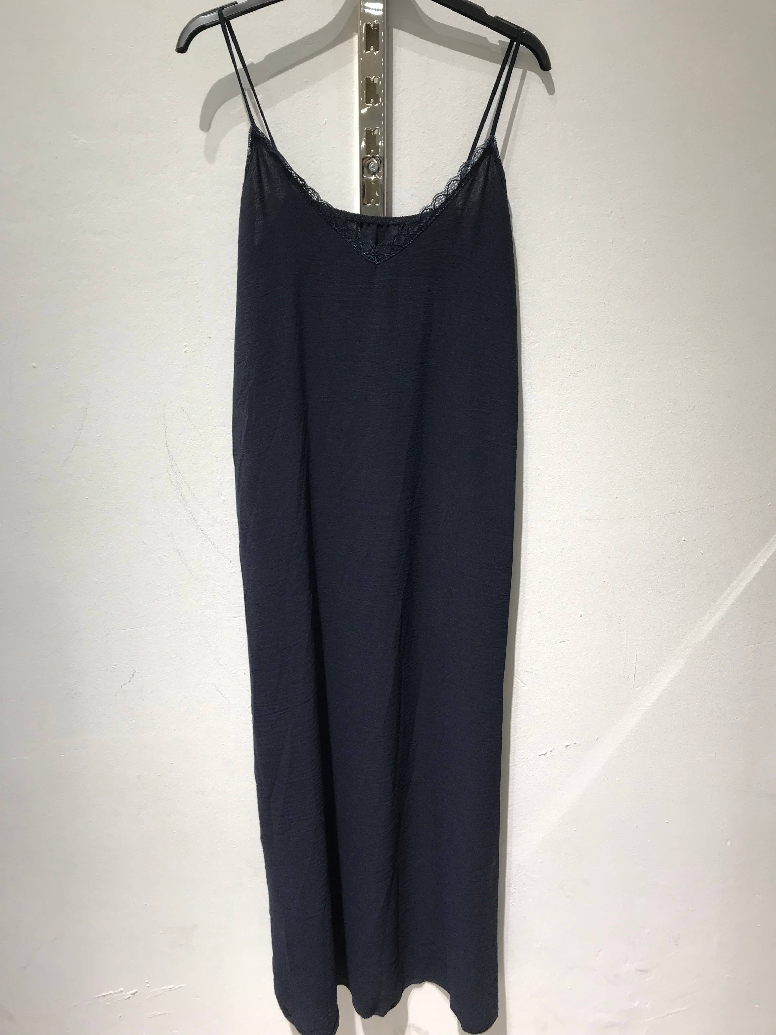 Only Yuan – Engroshandel Kjole - Dame – Only Yuan kjole med blonder, ref 51235