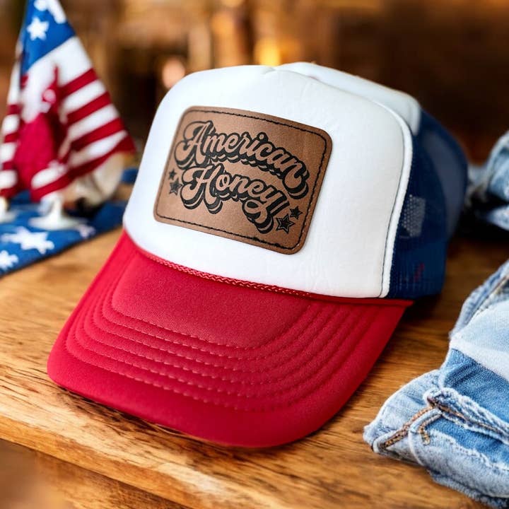 Wild Indigo – Engroshandel Trucker hat - Dame – Amerikansk Honning Trucker Hat 4. juli0