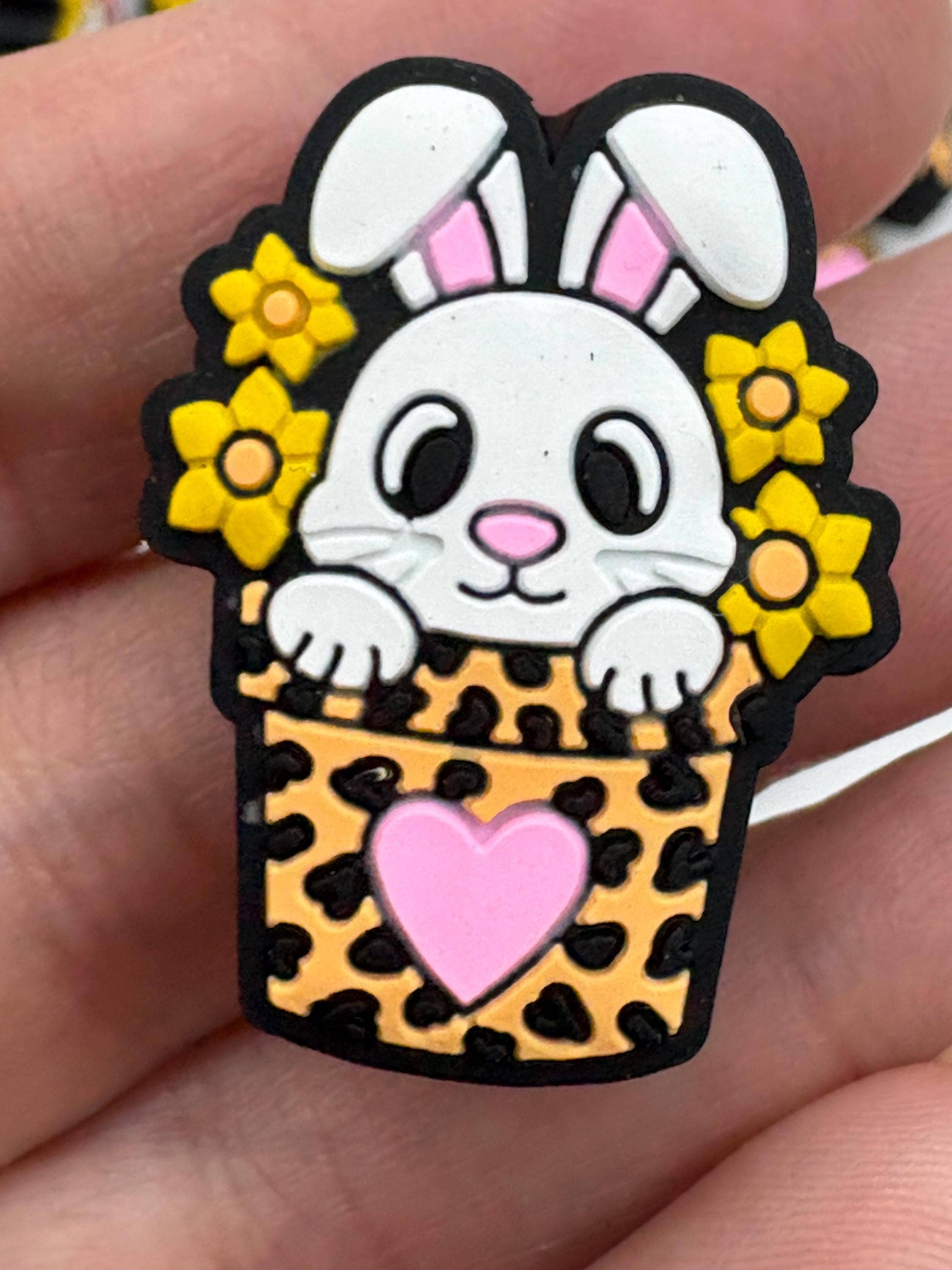 ASAP Craft Supplies – wholesale Craft supplies – Easter Bunny in Basket,  Silicone Focal Bead3