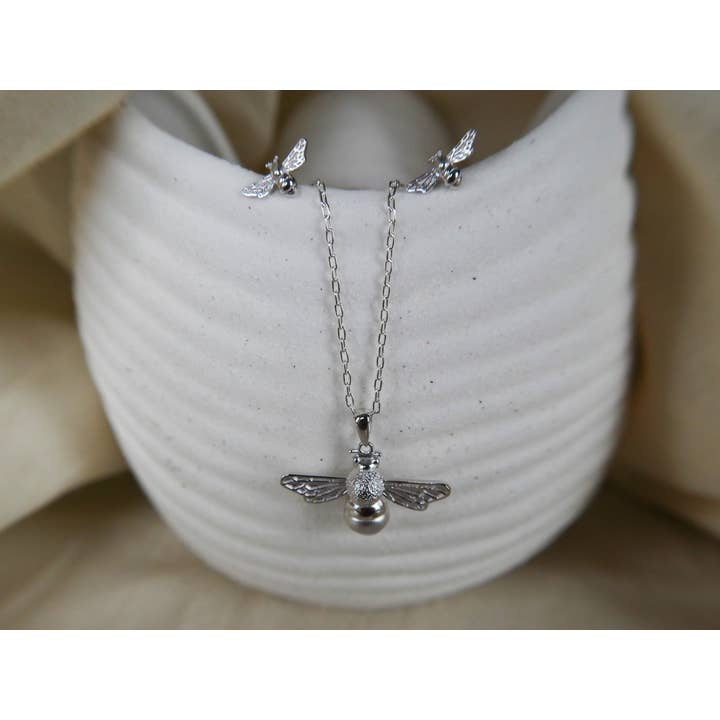 In The Heather – wholesale Pendant/charm necklace – Scottish bumble bee necklace in sterling silver7