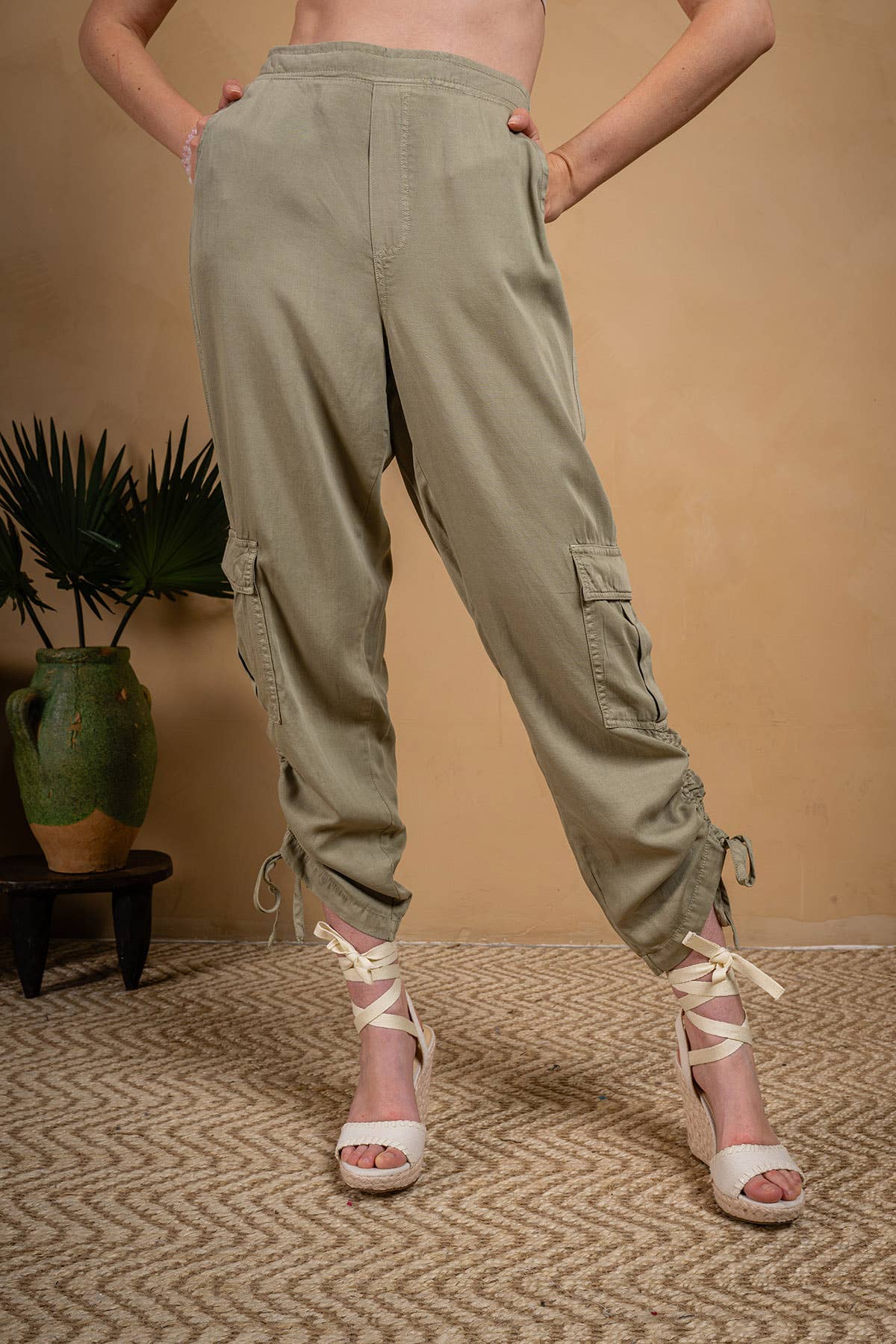 Paparazzi - Vendita all'ingrosso Pantalone - Donna - Pantaloni Cargo con Coulisse in Tencel Slub 4209-CAP7