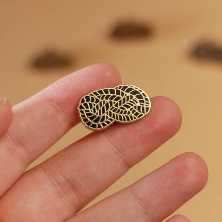 K.E. Antoloci – wholesale Lapel pin/button – Bound Shibari Knot Hard Enamel Pin Kinky Gift BDSM