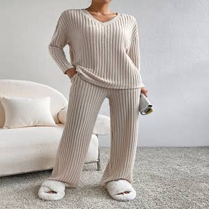 Two Piece Cashmere Longline Button Front Knitted Cardigan and Joggers, Cashmere  Loungewear Knitted Pantsuit 2pc Set, Warm Cosy Loungewear 
