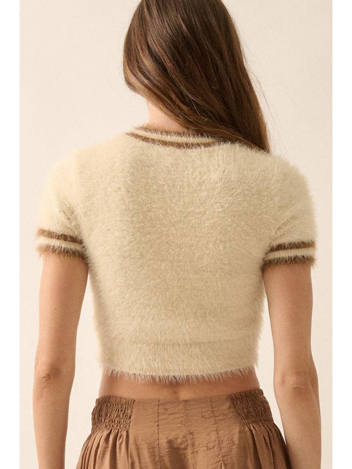 Promesa USA – wholesale Pullovertröja - Dam – Fuzzy Kit Cropped Bow Graphic Kortärmad Tröja9