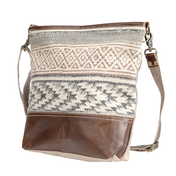 Clea Ray Canvas Bags & Clothing – Engroshandel Crossbodytaske - Dame – Vintage Tapestry Stof Med Læder Trim & Lynlås Clousure2