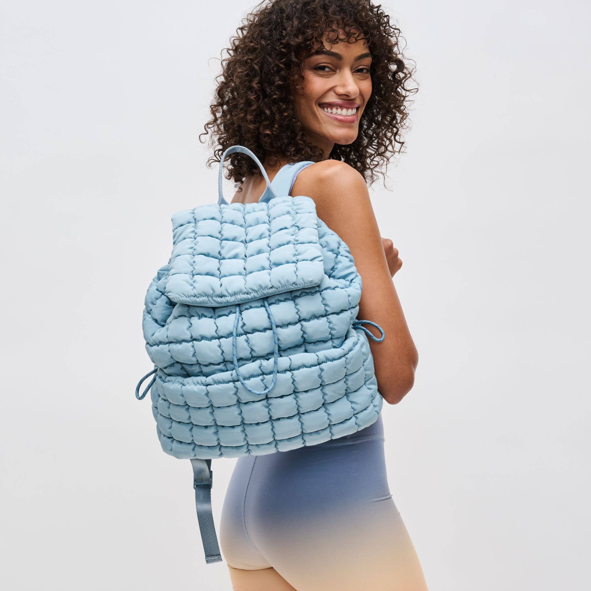 Sol and Selene – Mochila - Mulher por atacado – Mochila Acolchoada de Nylon Vitality32