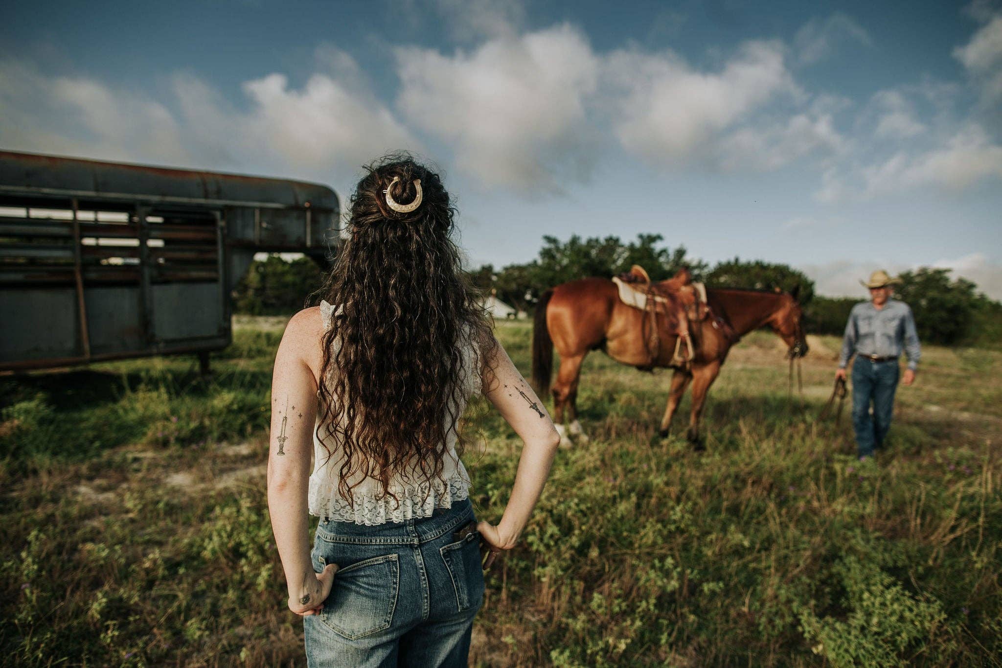 Hey Ricochet - Wholesale Hair Clip - Women's - Horseshoe Clip3