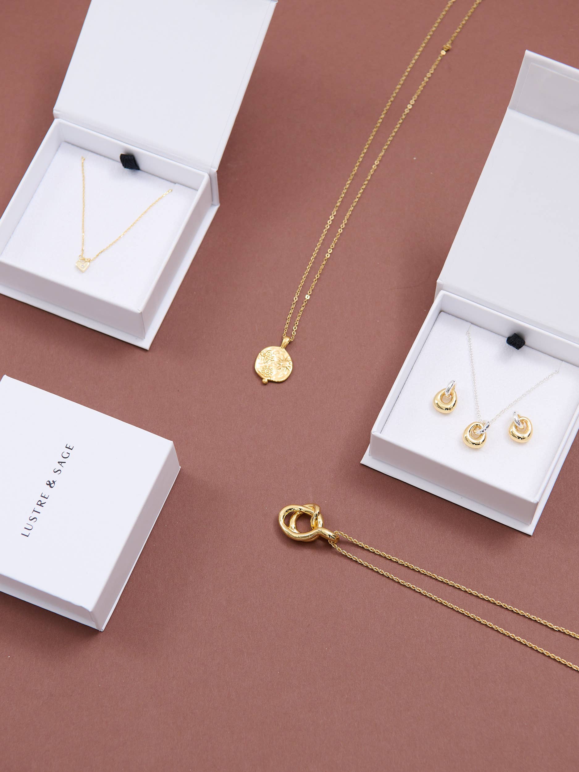 Angels Whisper Accessories - Wholesale Jewellery box/organiser - Lustre & Sage Gift Box 1