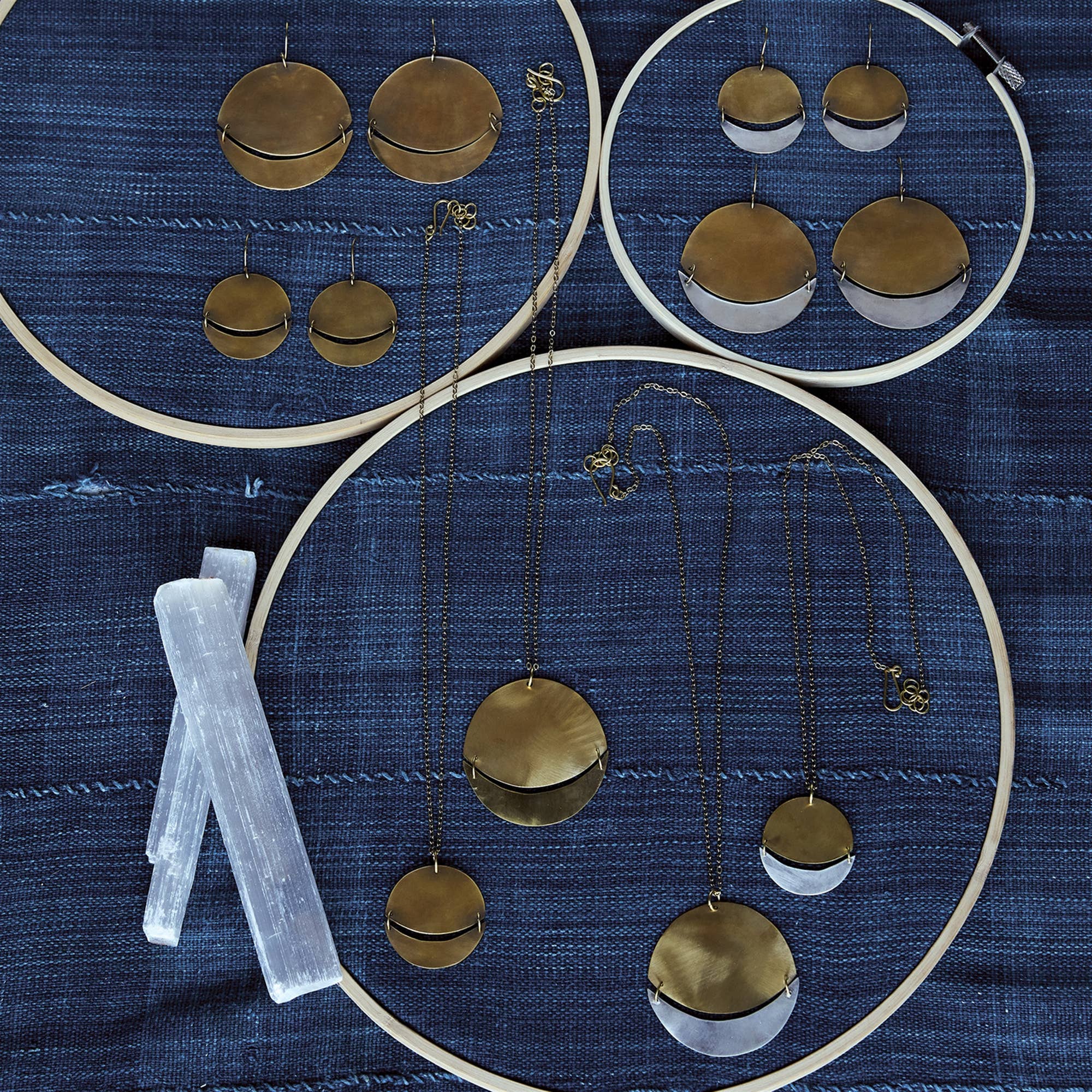 HomArt - Wholesale Dangle Earrings - Moonrise Earrings, Round, Sm - Brass2