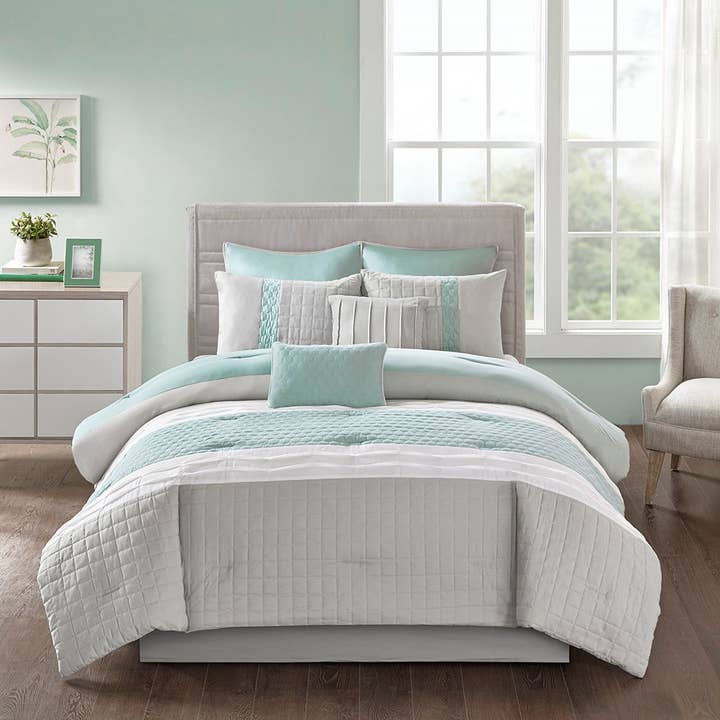 Olliix - Wholesale Bedding Set - Seafoam Blue/Grey Colorblock Comforter Set