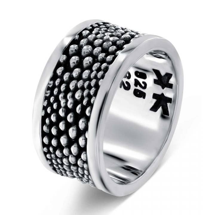 Julian mäns ring för wholesale av Guiot De Bourg