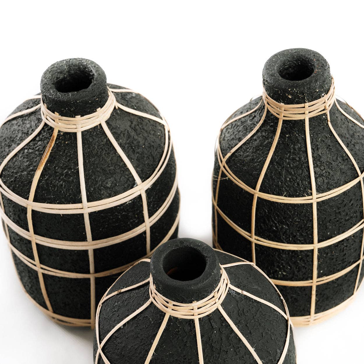 Bazar Bizar Living - Wholesale Vase - The Whoopy Vase - Black Natural - S2