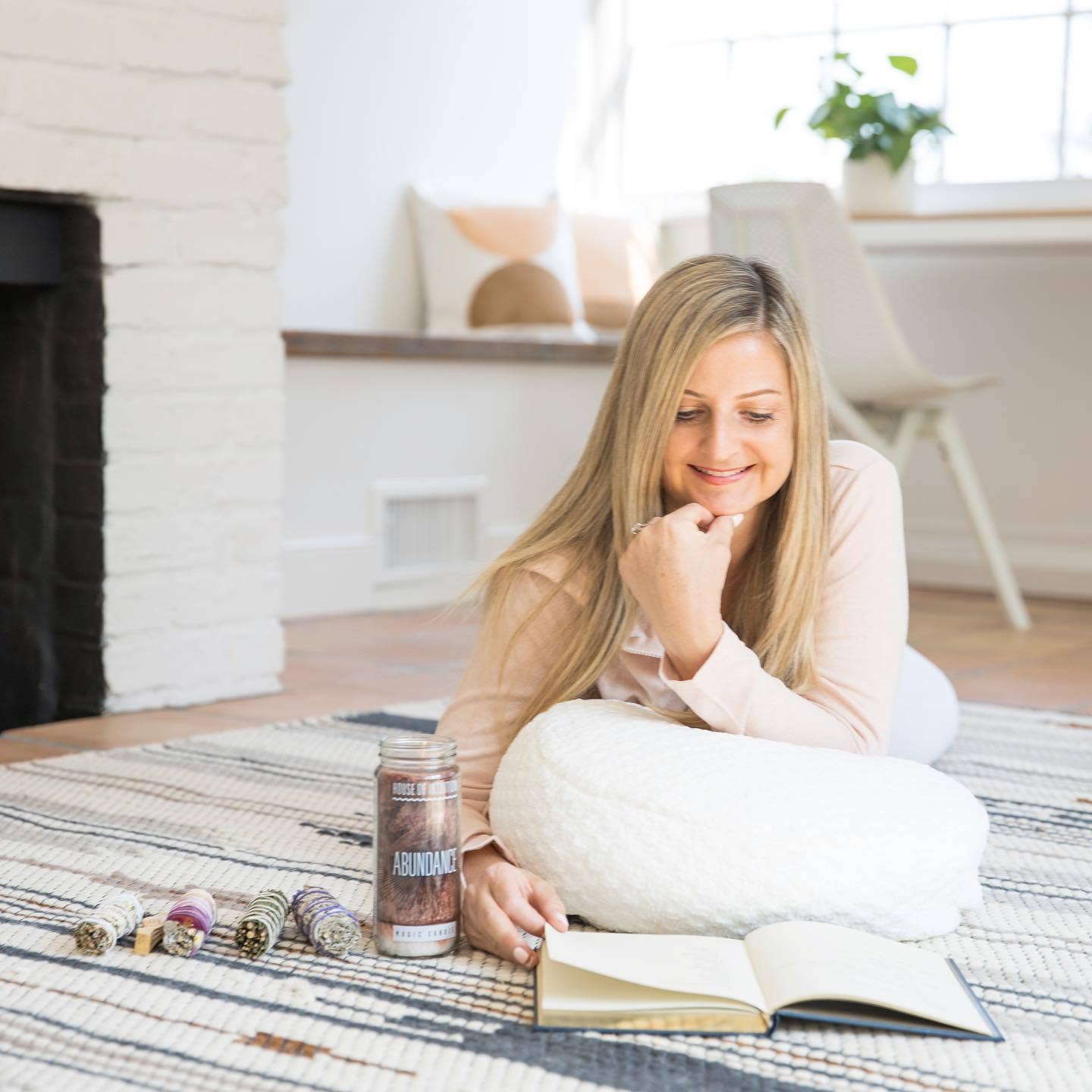 Sunday Citizen - Wholesale Meditation Supplies - Crystal Meditation Pillow8