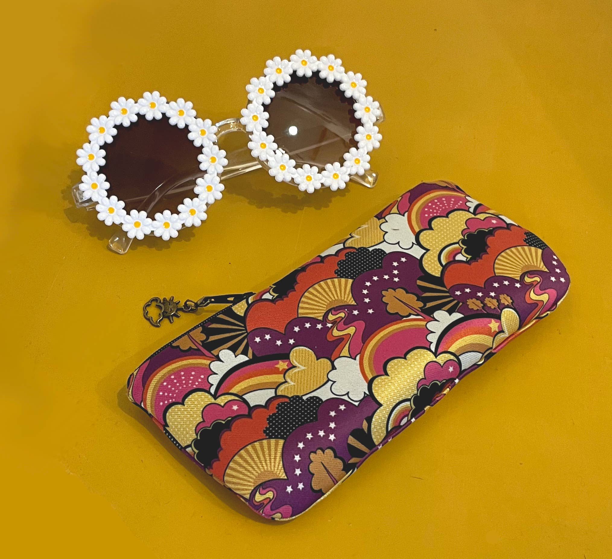 Stan and Gwyn - Wholesale Sunglasses - Women's - Hippie Sunglasses, Flower Sunglasses,6