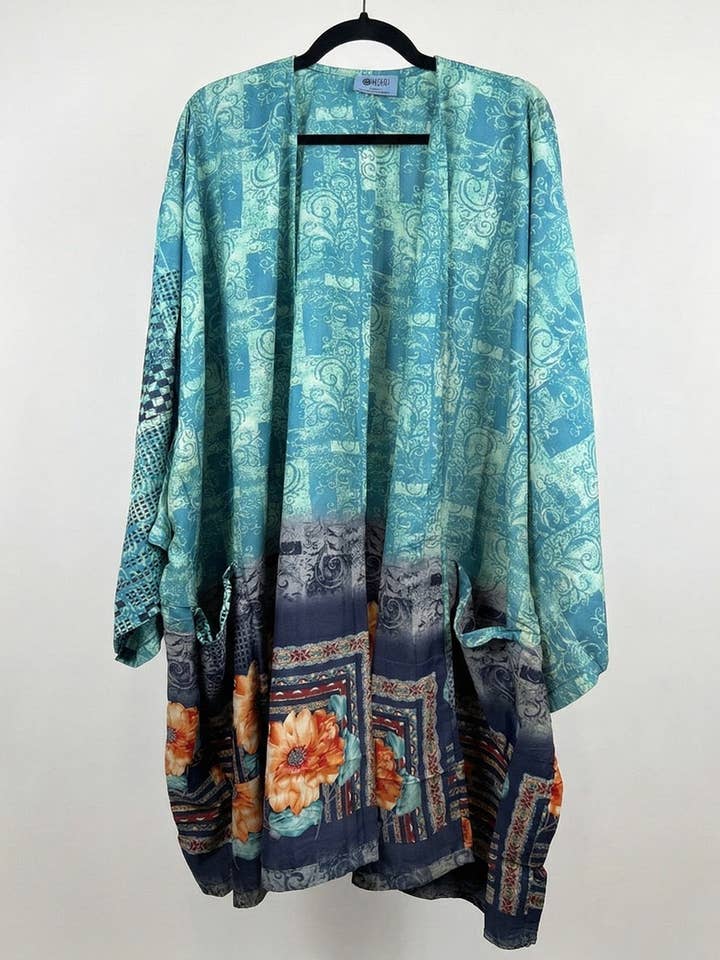 Mondstein-Kimono 1000-18 für den Großhandel von She Lives Beauty