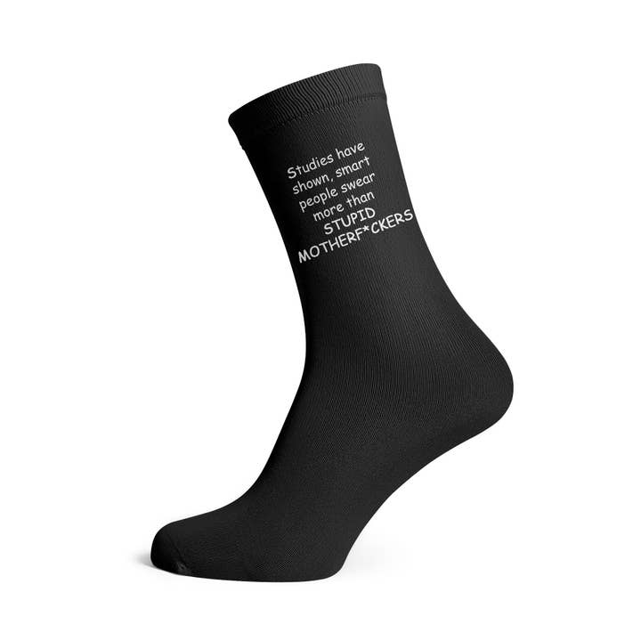 Socks To Be You – wholesale Strumpor - Unisex – Skrik! Studier har visat att smarta människor svär mer dumma män fckers