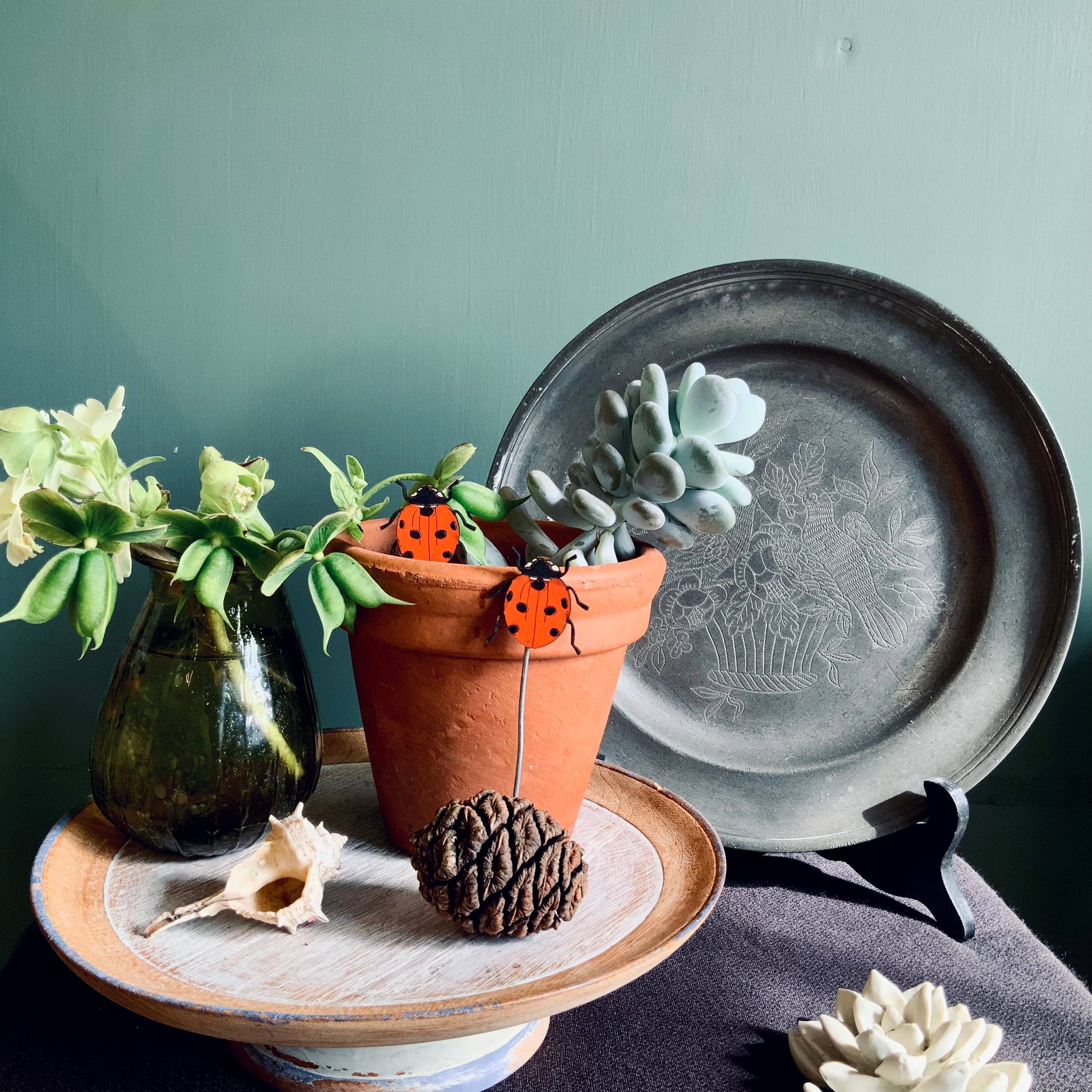 Lily Faith – wholesale Garden/lawn stake – Ladybird Plant Pot Companions3