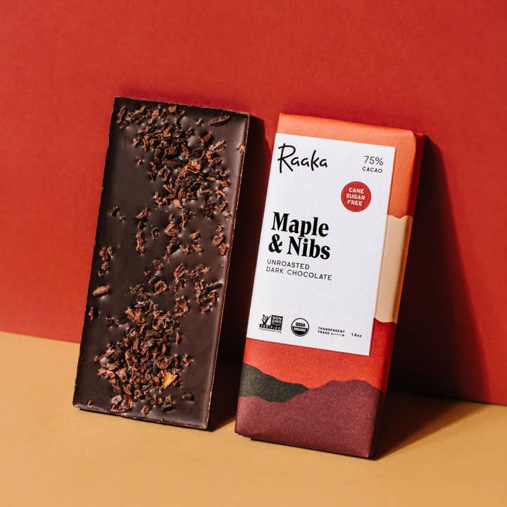 Raaka Chocolate - Wholesale Chocolate Bar - 75% Maple & Nibs Chocolate Bar