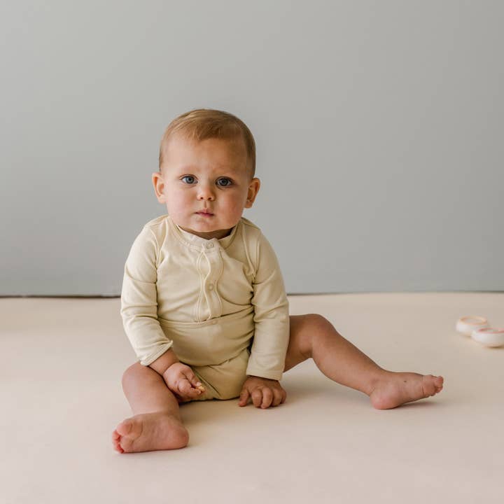August River Co. - Wholesale Bodysuit (Non-Footed) - Baby - Cotton Front flap Onesie | Buttercream4