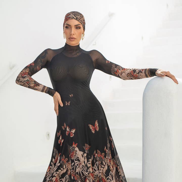 ROBE LONGUE EN MAILLE FINE - PAPILLONS DE MINUIT pour la vente par Fashion Roots