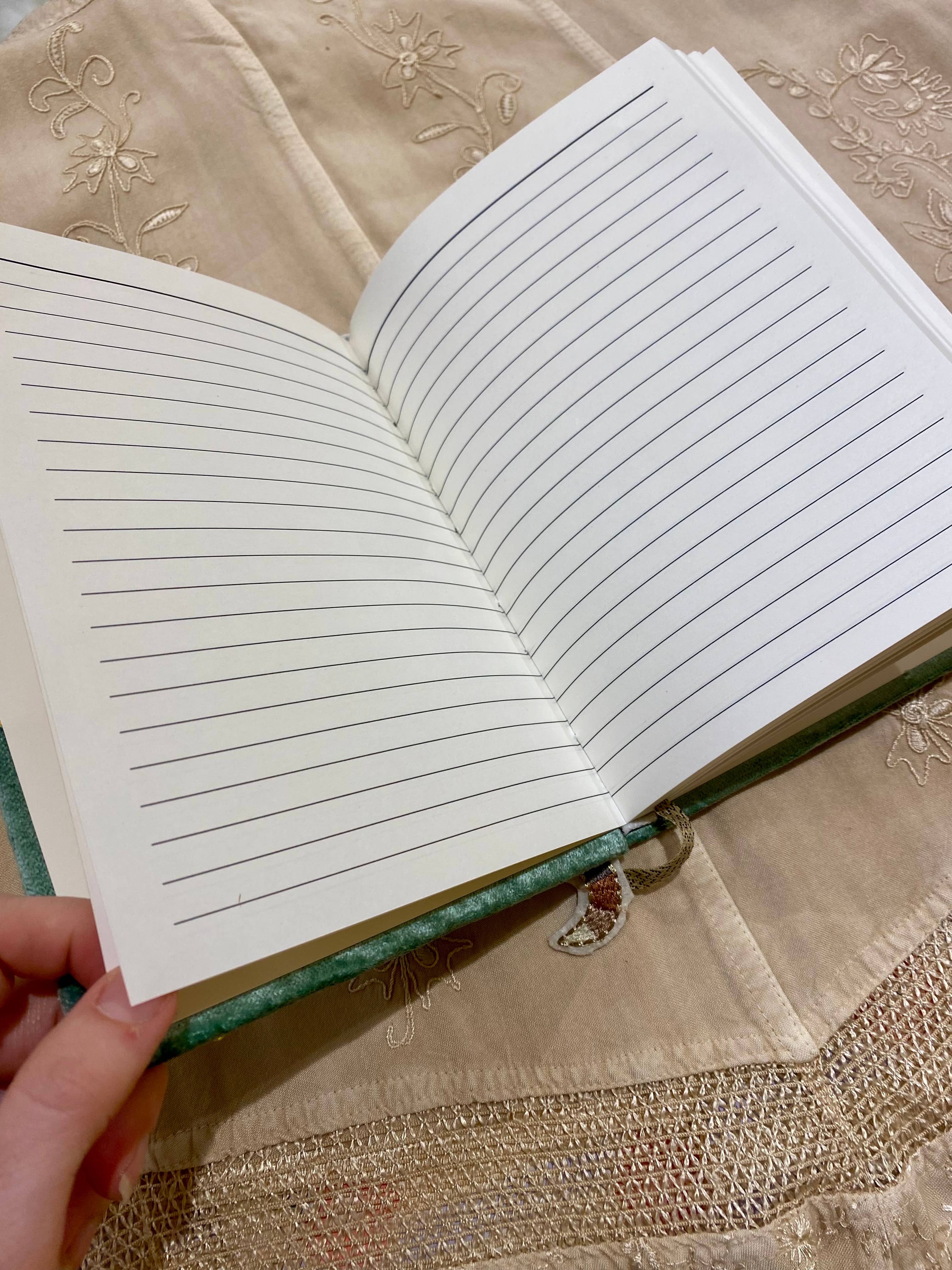 Temple of Treasure - Wholesale Notebook - Fluwelen Kralen Notitieboek Maancycli6