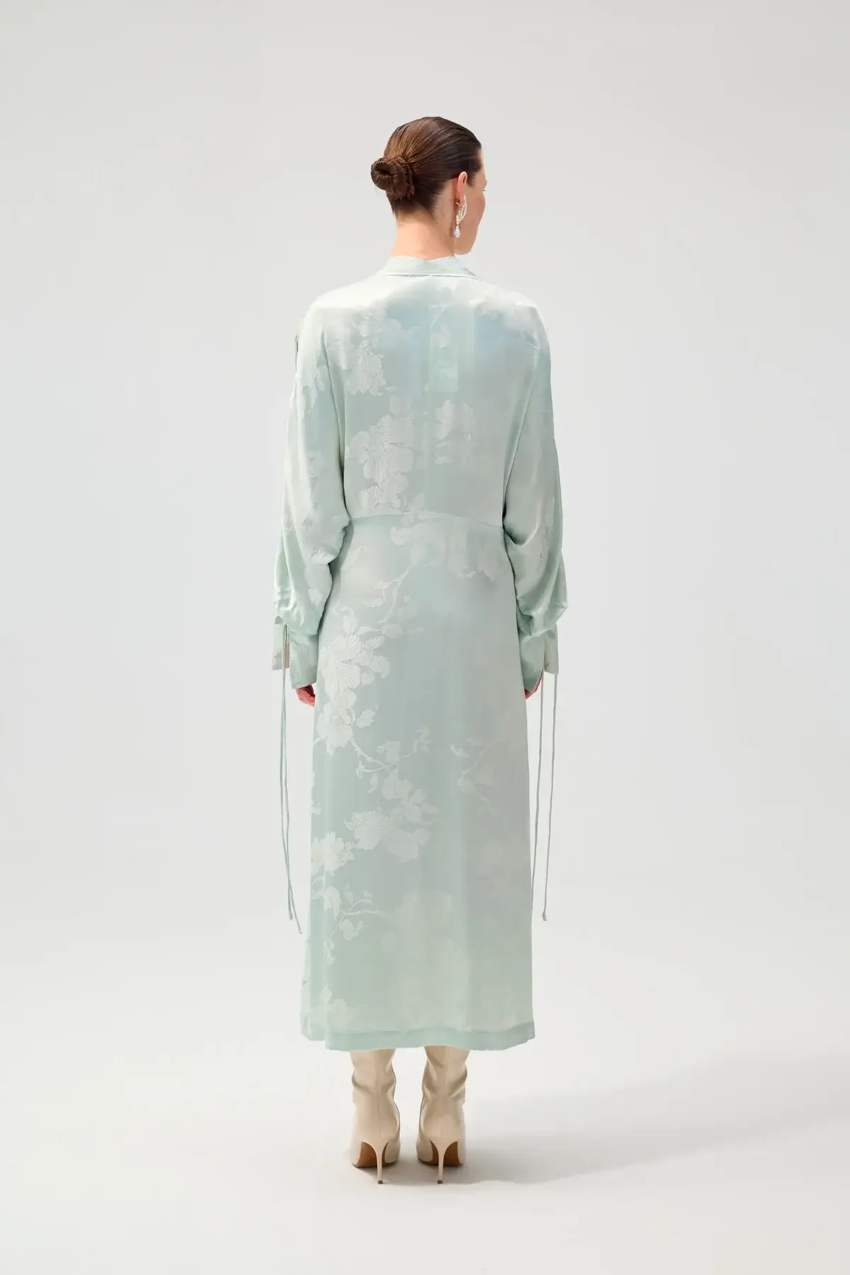 eikō ai - Wholesale Kimono - Women's - Ibi Kimono Aqua1