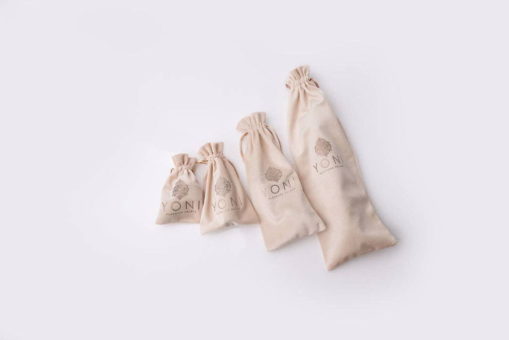 Yoni Pleasure Palace – wholesale Påse - Dam – Yoni Pleasure Palace sammetspåsar4
