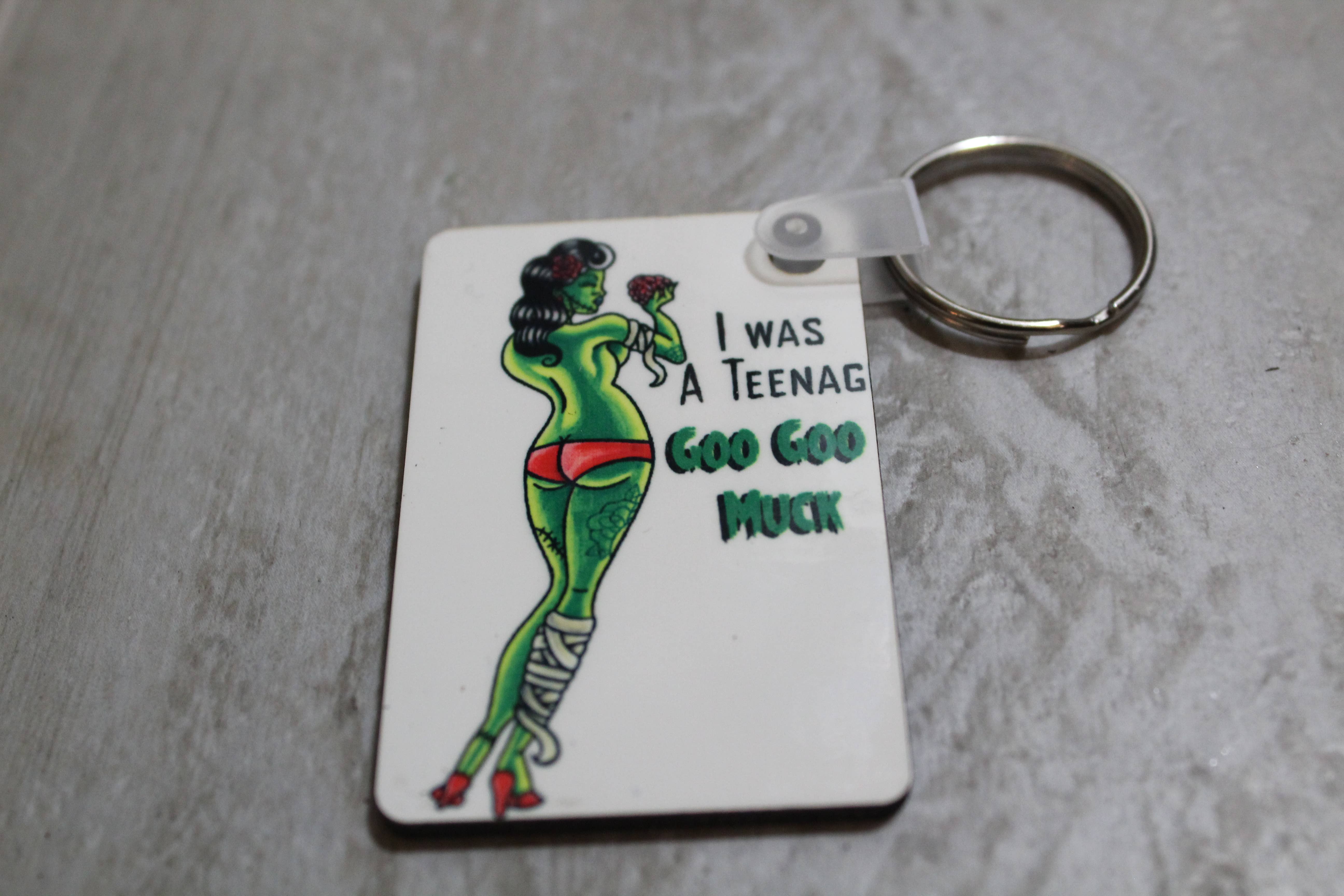 Raven Design – Großhandel Schlüsselanhänger – Unisex – Ich war ein Teenager Goo Goo Muck//Schlüsselanhänger 1