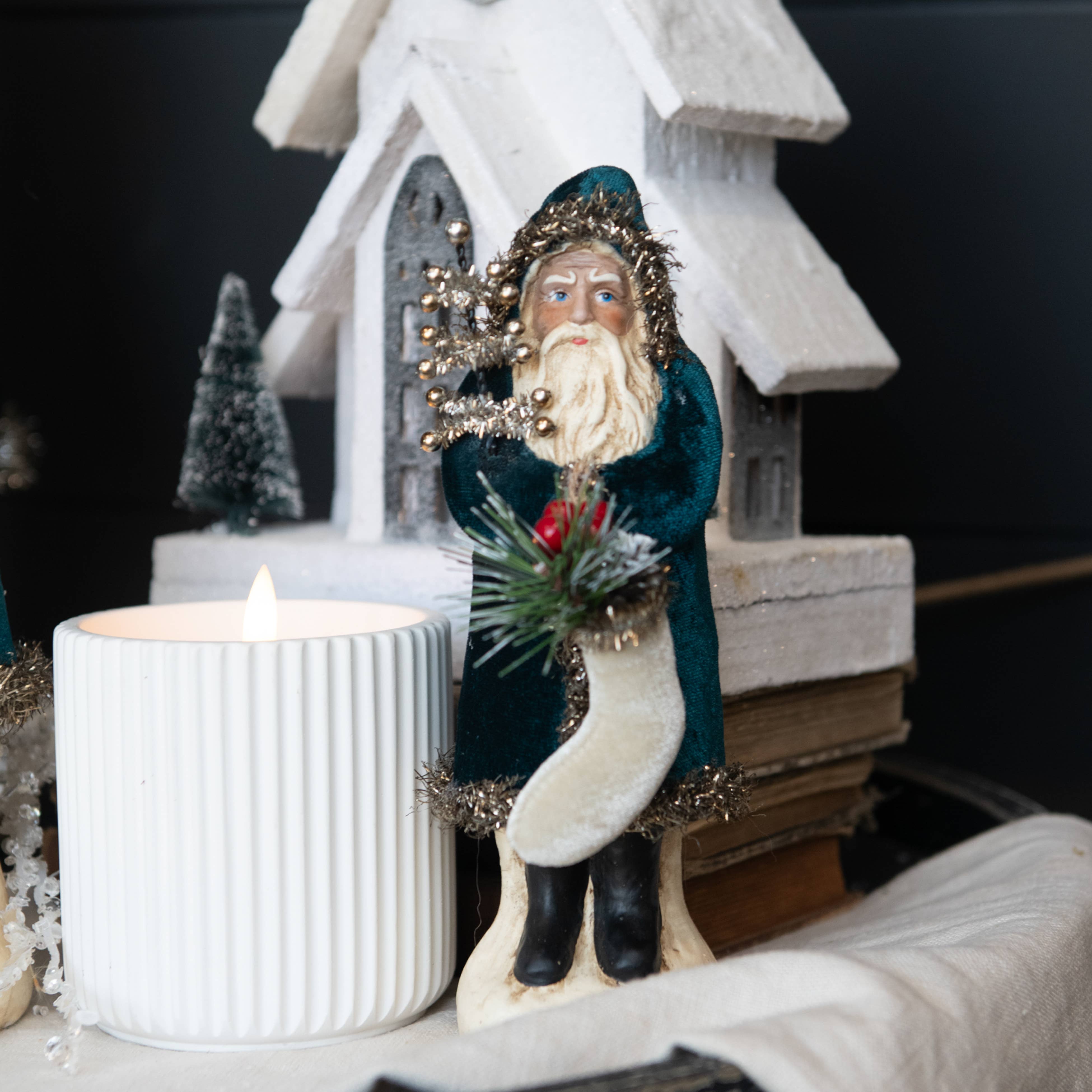 Ragon House - Wholesale Christmas Decoration - 8" DEEP OCEAN VELVET BELSNICKLE0