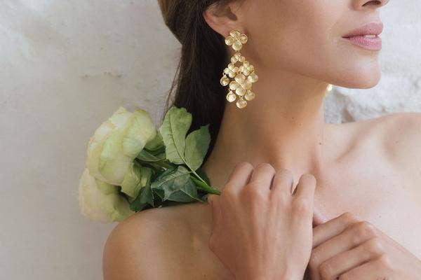 Victoire Studio - Wholesale Dangle Earrings - Bertille earrings2