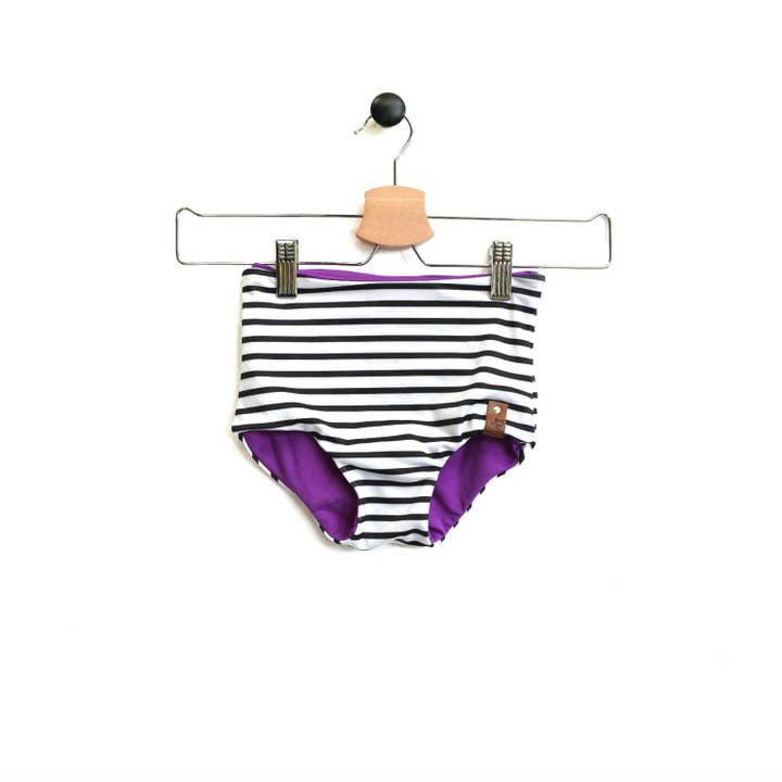 Kylie Badehose mit hoher Taille, wendbar, violett gestreift für den Großhandel von MINI Street